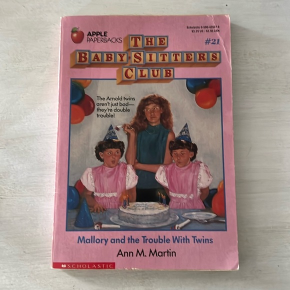 The Babysitters Club Mallory and the Trouble With Twins - Picture 1 of 7